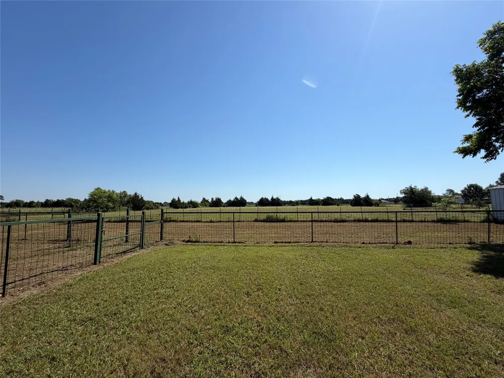 330 S Goode Road Wilmer, TX 75172
