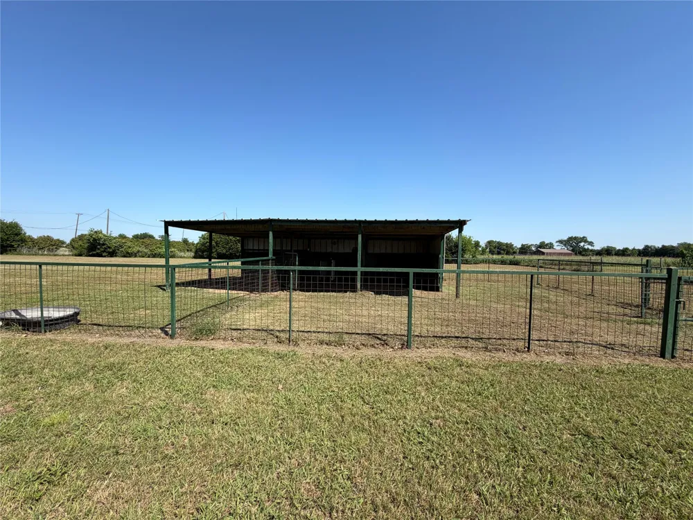 330 S Goode Road Wilmer, TX 75172