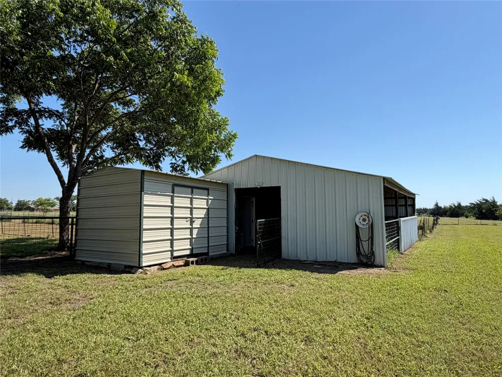 330 S Goode Road Wilmer, TX 75172