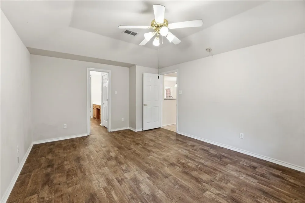 161 County Road 2232 Mineola, TX 75773