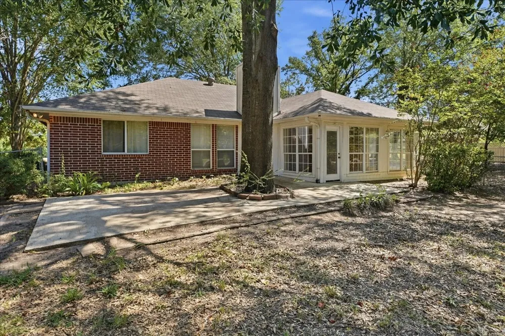 161 County Road 2232 Mineola, TX 75773