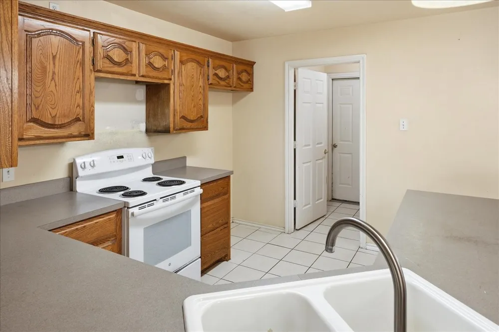 161 County Road 2232 Mineola, TX 75773
