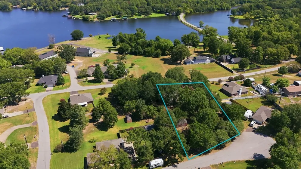 161 County Road 2232 Mineola, TX 75773