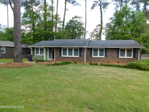 2921 Stratford Drive