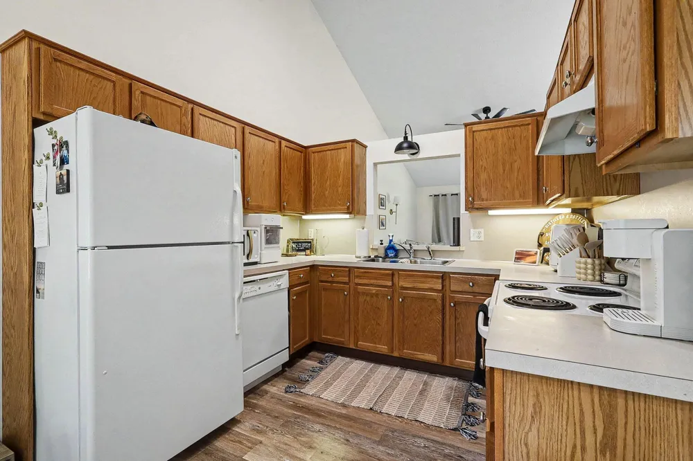 321 Nestlewood Drive Holland, MI 49424