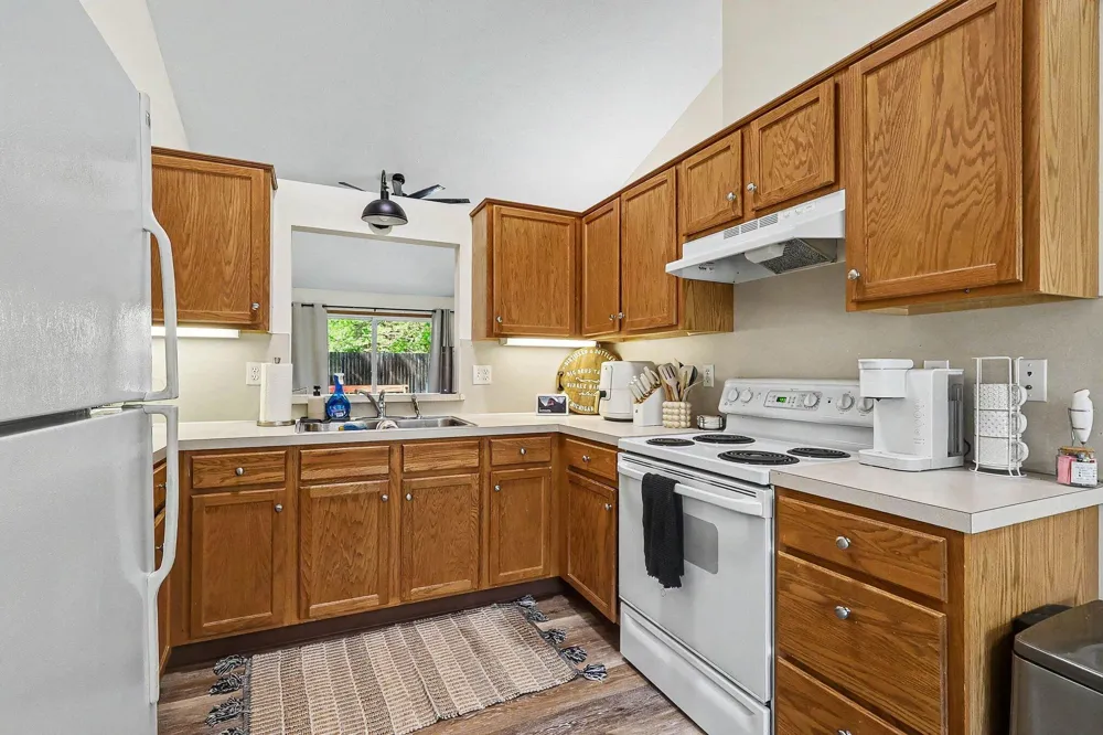 321 Nestlewood Drive Holland, MI 49424