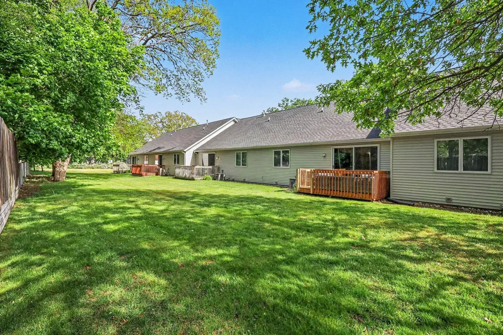 321 Nestlewood Drive Holland, MI 49424