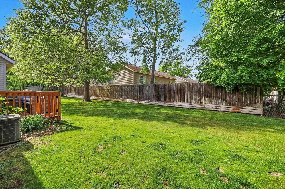 321 Nestlewood Drive Holland, MI 49424