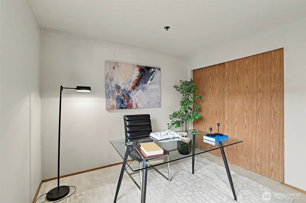 28610 16th Avenue S #202 Federal Way, WA 98003