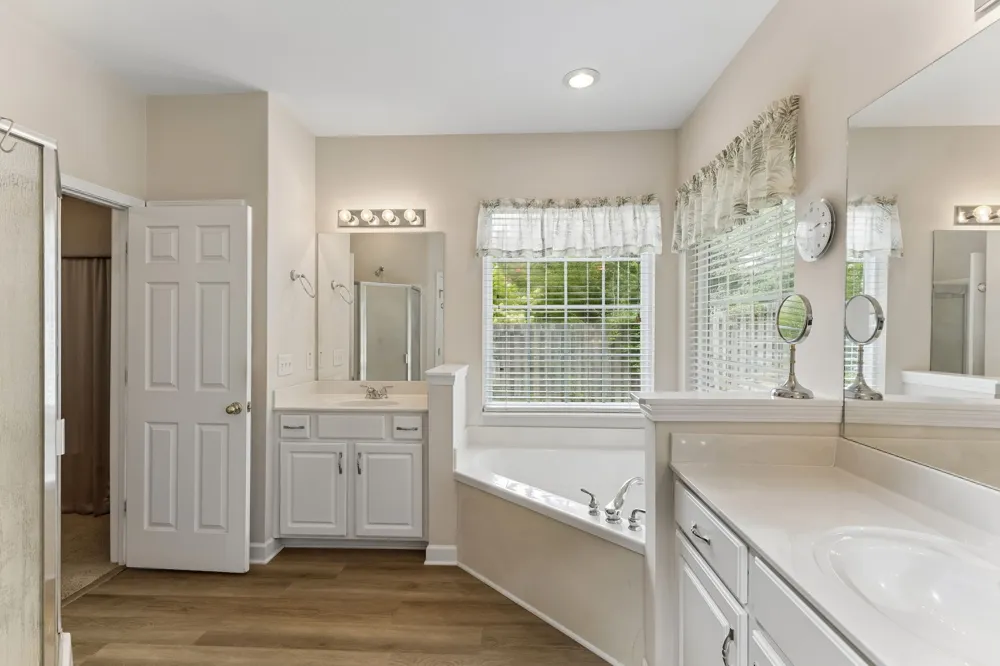 3008 Fresh Water Ct Spring Hill, TN 37174