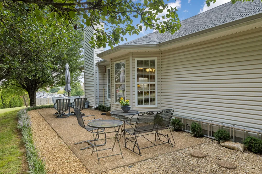 3008 Fresh Water Ct Spring Hill, TN 37174