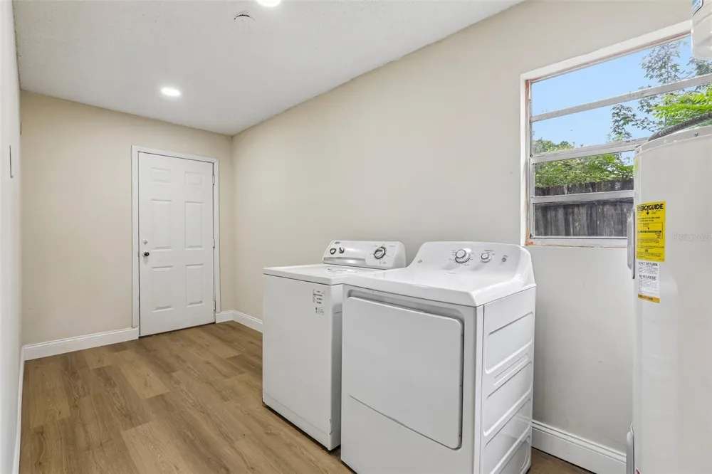 518 LAVON DRIVE Altamonte Springs, FL 32701