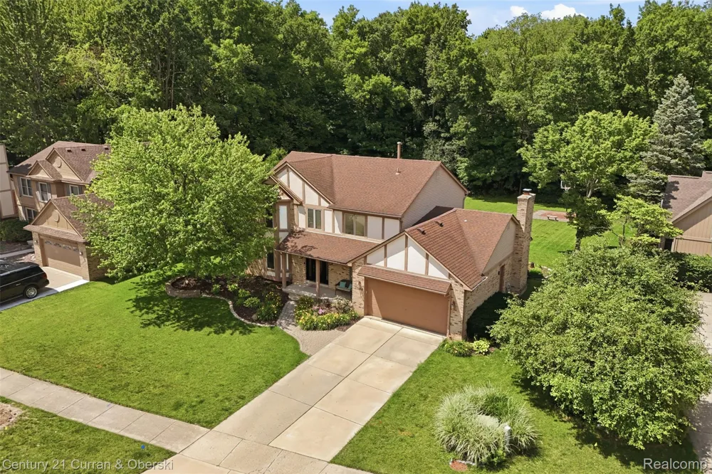 47008 Cider Mill Drive Novi City, MI 48374
