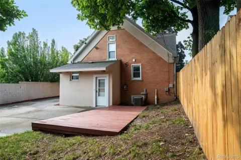 22 Cloverport Avenue