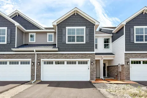 19938 Hunters Ridge