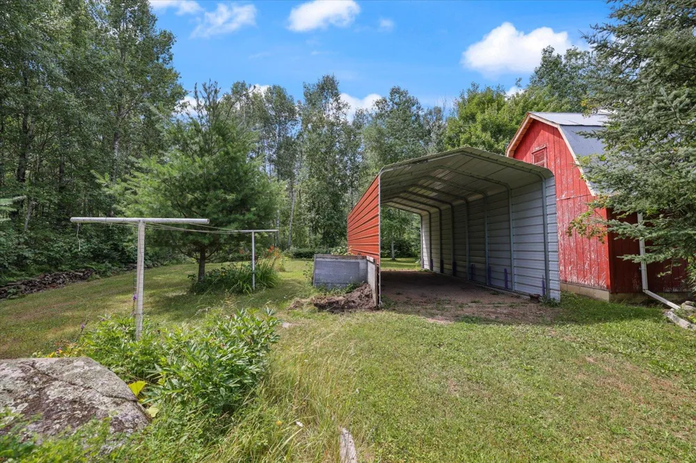 8557 Highway 21 Babbitt, MN 55706