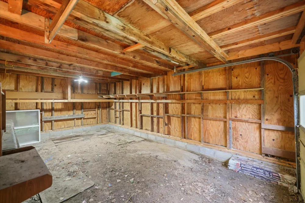 8557 Highway 21 Babbitt, MN 55706