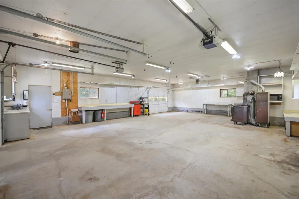 8557 Highway 21 Babbitt, MN 55706