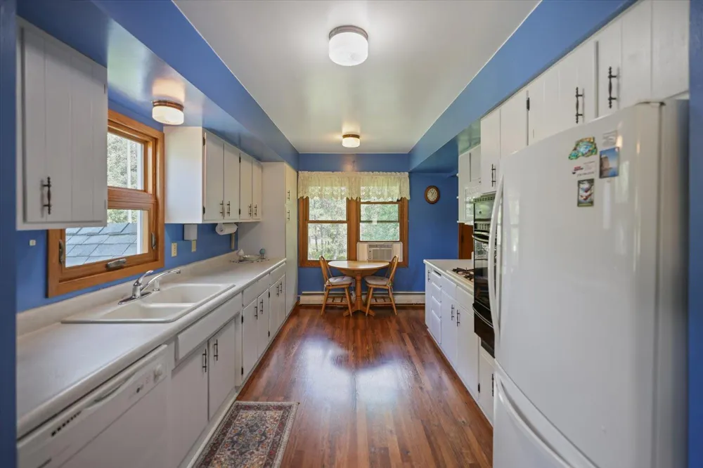 8557 Highway 21 Babbitt, MN 55706