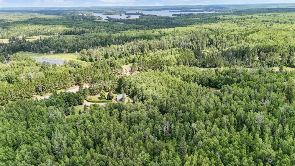 8557 Highway 21 Babbitt, MN 55706