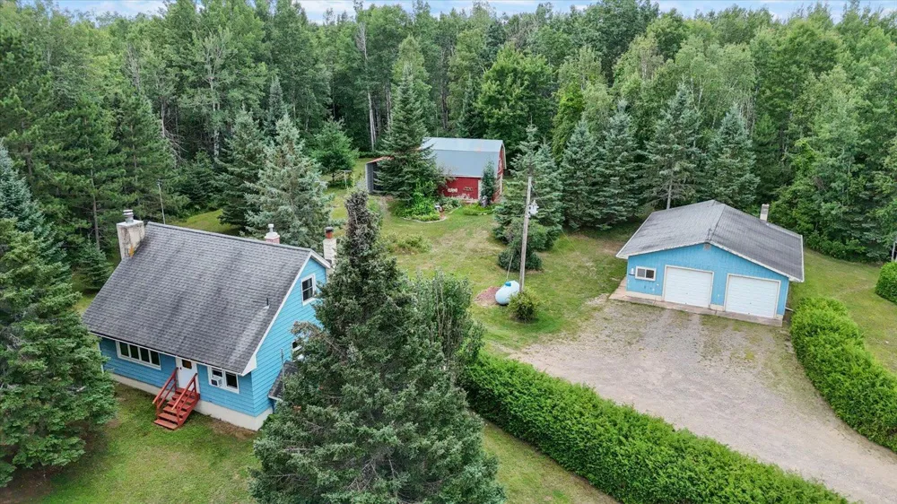 8557 Highway 21 Babbitt, MN 55706