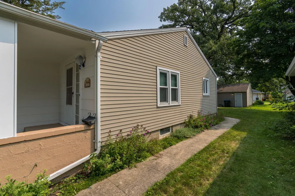 113 Hazel Street Mankato, MN 56001