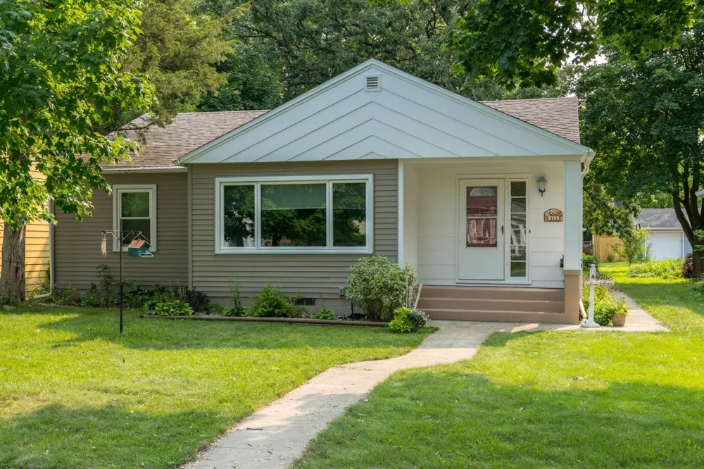 113 Hazel Street Mankato, MN 56001