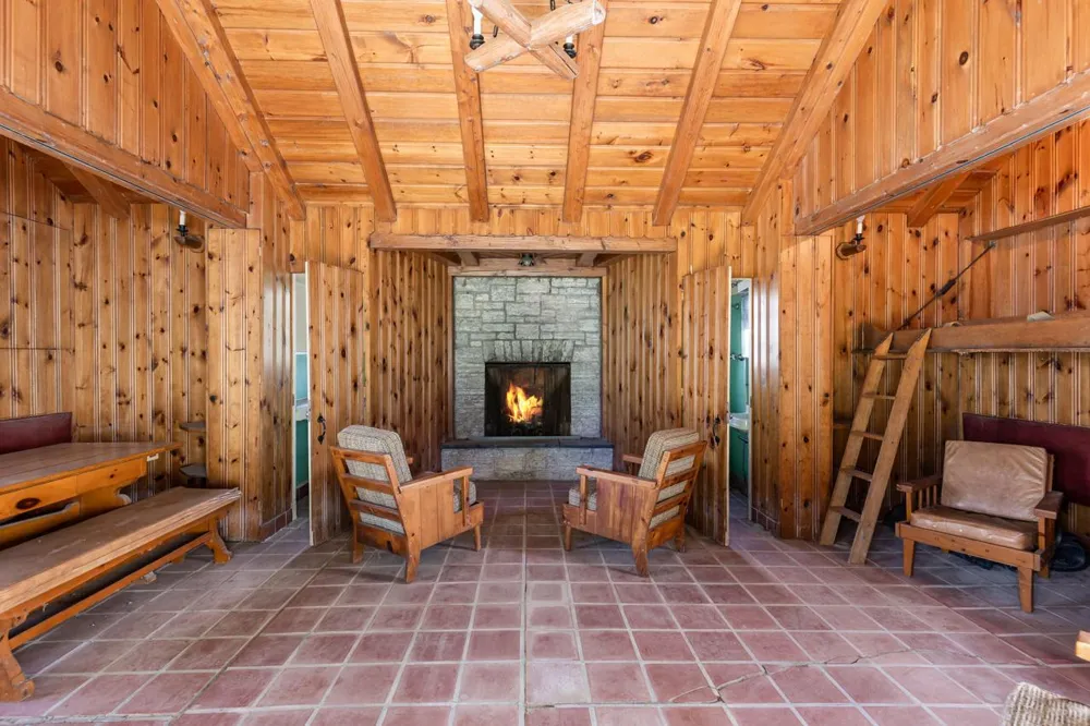 1000 Gale Island Shorewood, MN 55331