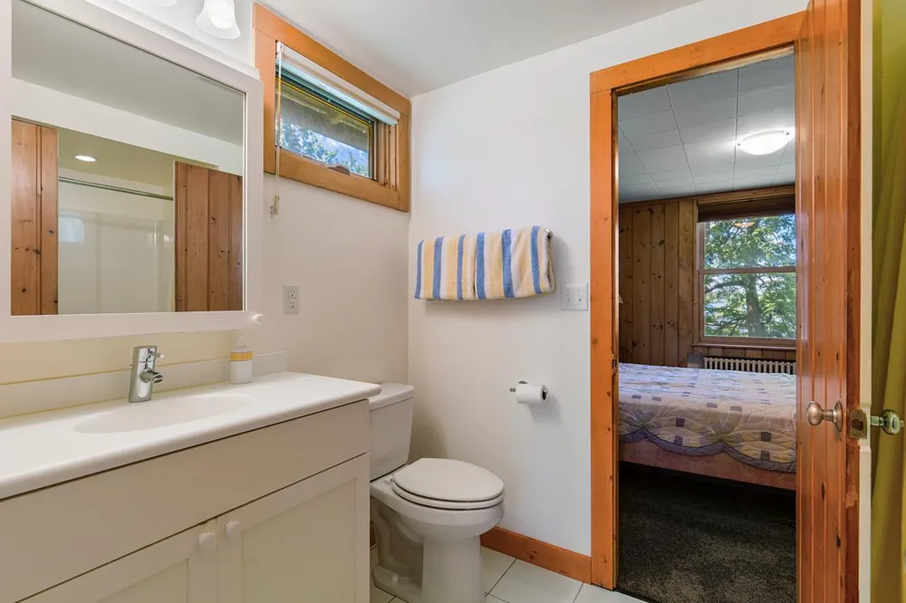 1000 Gale Island Shorewood, MN 55331