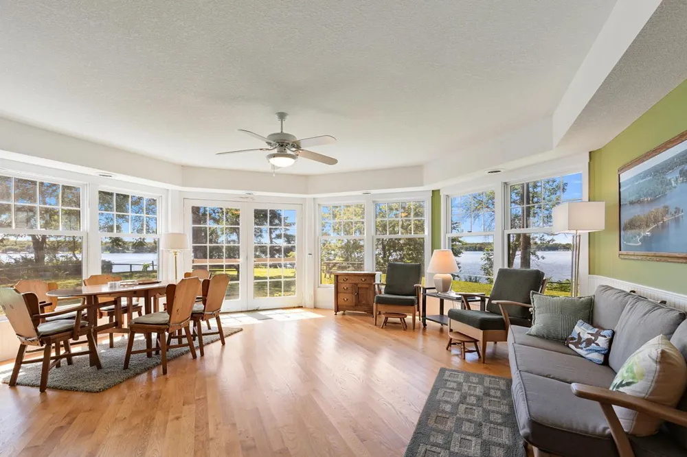 1000 Gale Island Shorewood, MN 55331