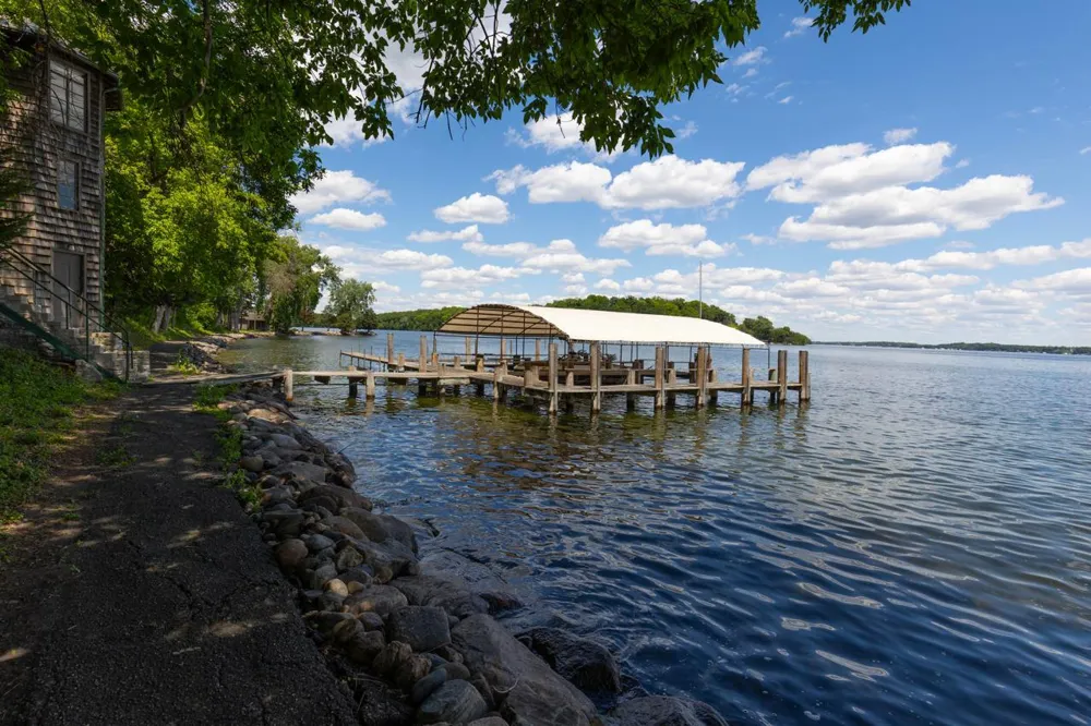 1000 Gale Island Shorewood, MN 55331