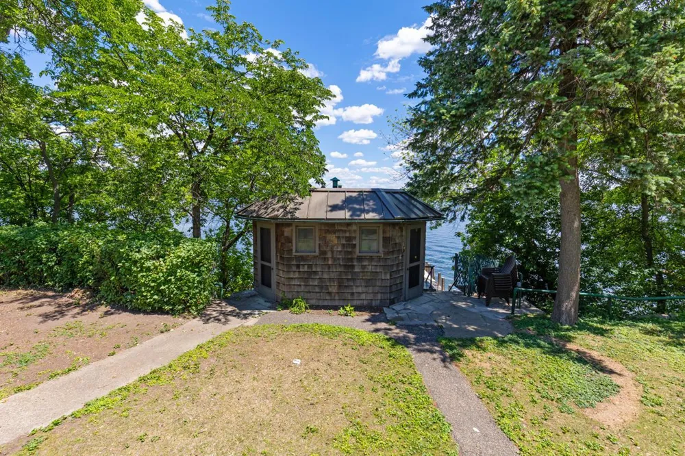 1000 Gale Island Shorewood, MN 55331