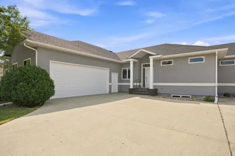 715 Northridge Way