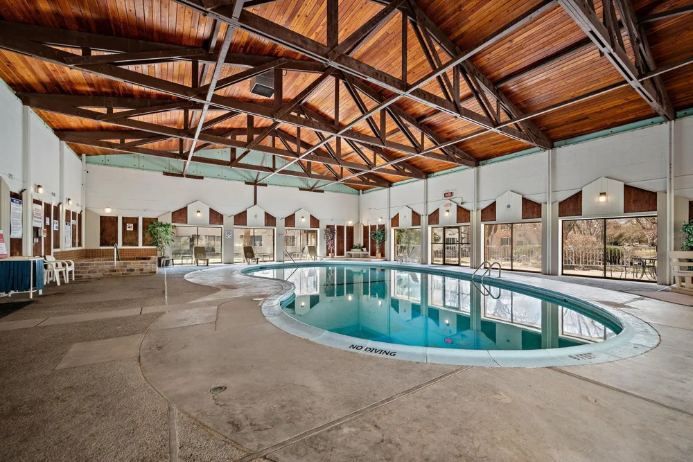 10211 Cedar Lake Road #204 Minnetonka, MN 55305