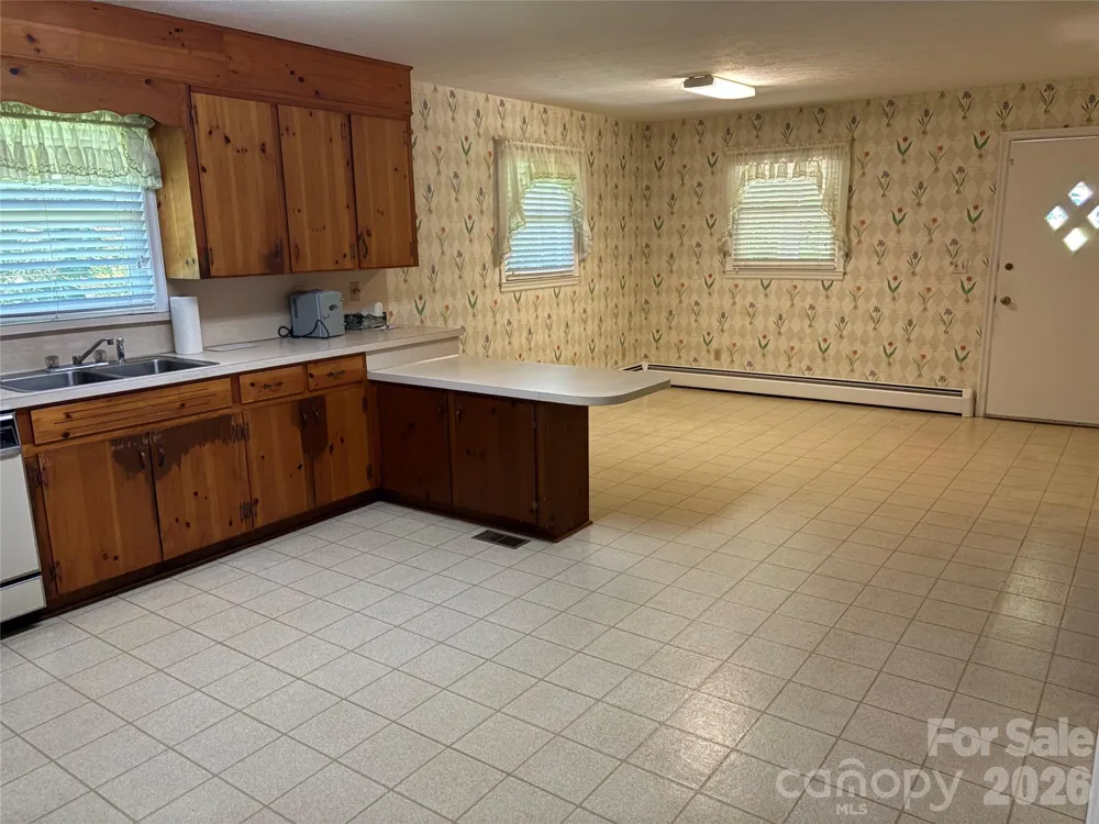 2841 Emory Road Morganton, NC 28655