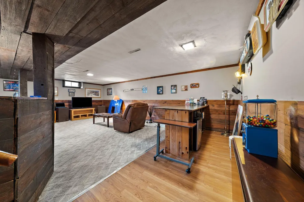 380 2nd Street Hammond, WI 54015