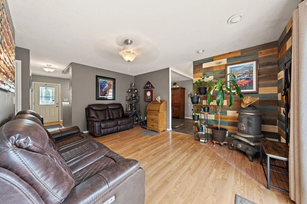 380 2nd Street Hammond, WI 54015