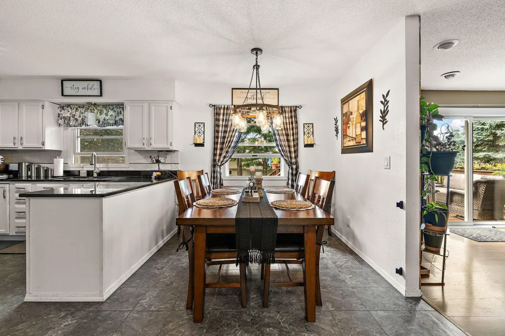 380 2nd Street Hammond, WI 54015