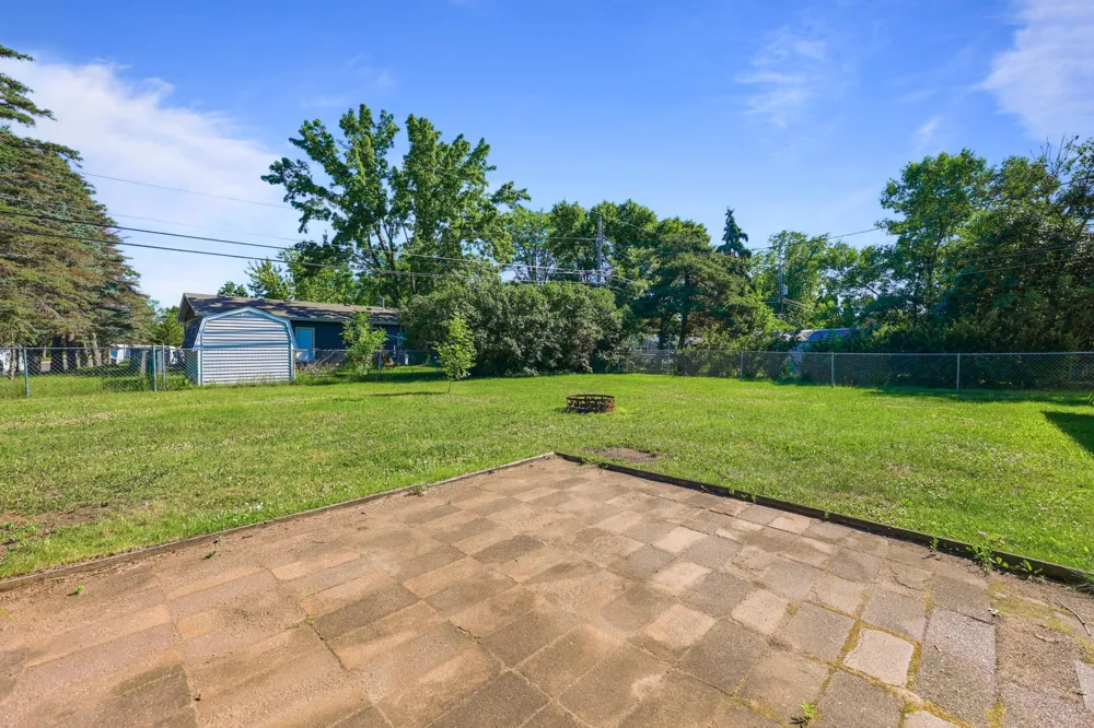 421 W Ash Street Saint Joseph, MN 56374
