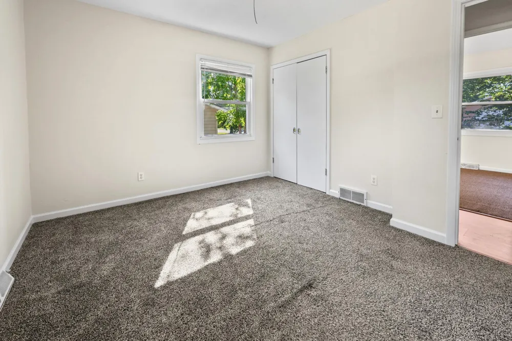 421 W Ash Street Saint Joseph, MN 56374