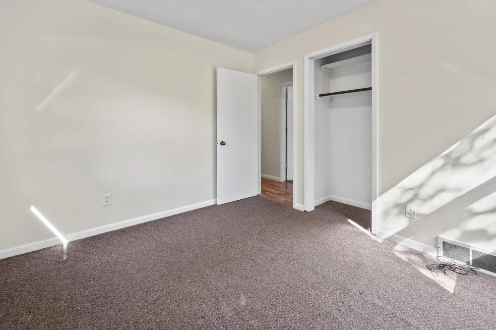 421 W Ash Street Saint Joseph, MN 56374