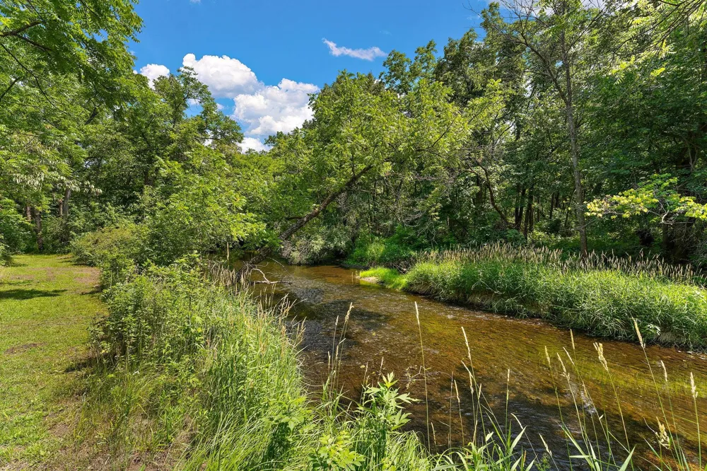 29270 Doyle Trail Randolph, MN 55065