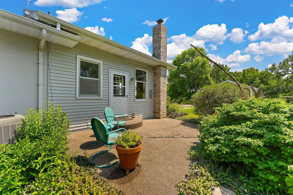 29270 Doyle Trail Randolph, MN 55065