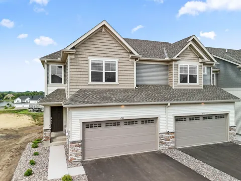 221 Huntington Drive