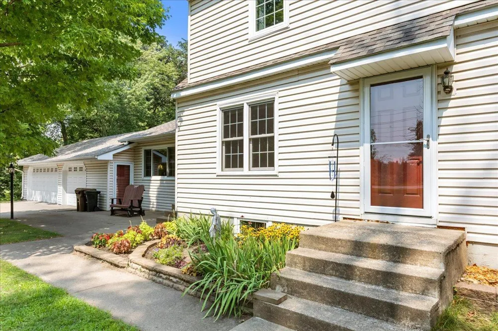 11720 129th Avenue Dayton, MN 55327