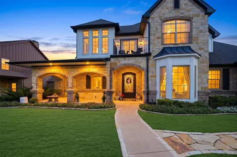 2611 Silverado Trail