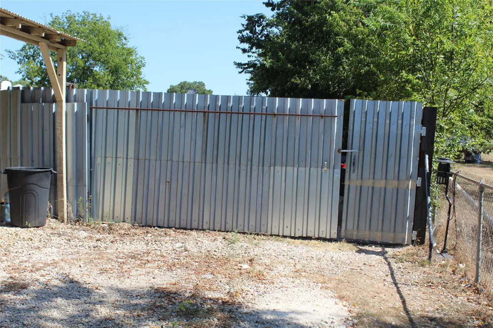 2311 Bridge Street Gatesville, TX 76528