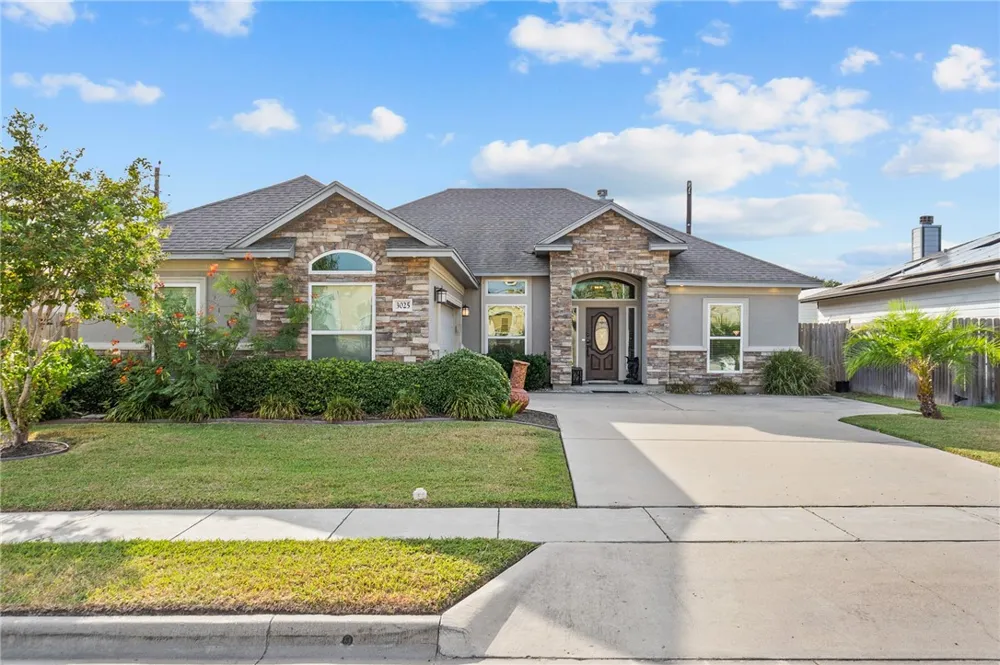 3025 Neches Drive Corpus Christi, TX 78414
