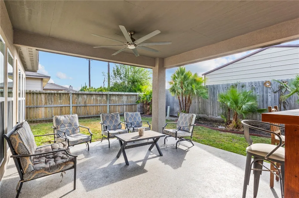 3025 Neches Drive Corpus Christi, TX 78414