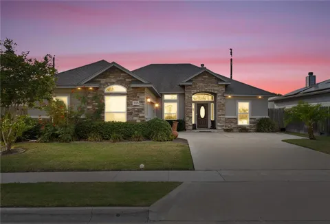 3025 Neches Drive